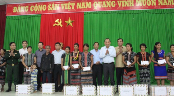 Hỗ trợ 20 tỷ đồng khắc phục mưa lũ huyện Tây Giang ảnh 2
