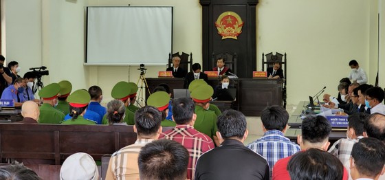 Hoãn phiên tòa xét xử ông Lê Tùng Vân và đồng phạm ảnh 2