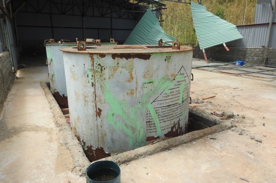 Bão số 10 quật lộ kho hóa chất độc hại gần khu dân cư ở Quảng Bình? ảnh 1