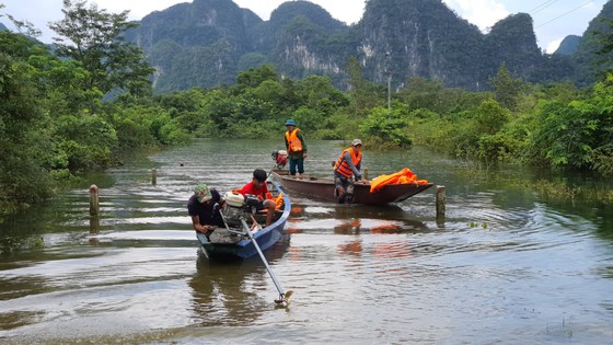 Hơn 12.000 nhà dân ở Quảng Bình ngập nặng ảnh 9