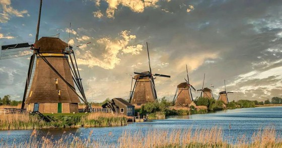 荷蘭古老的風車村"童堤壩" ảnh 1