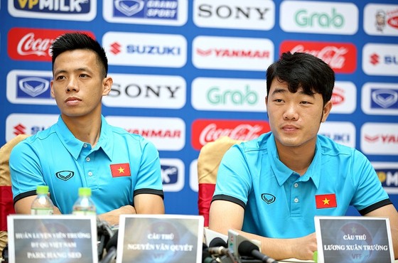 HLV Park Hang-seo: Mục tiêu của tuyển Việt Nam là đứng đầu bảng ảnh 2