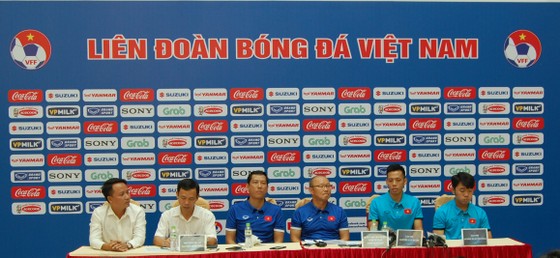 HLV Park Hang-seo: Mục tiêu của tuyển Việt Nam là đứng đầu bảng ảnh 1