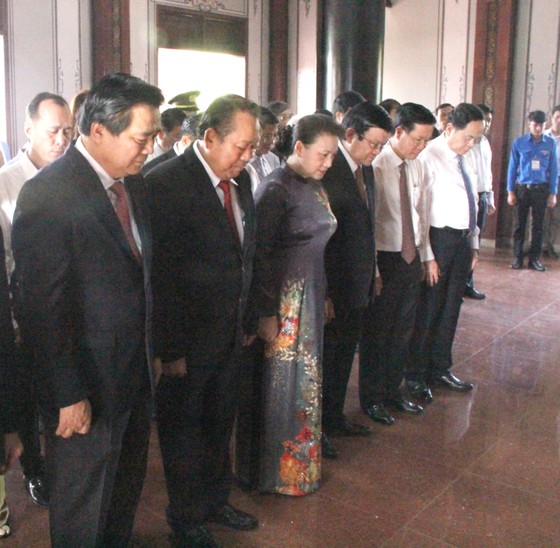 Chủ tịch Quốc hội dự Lễ kỷ niệm 110 năm Ngày sinh đồng chí Nguyễn Hữu Thọ ảnh 1