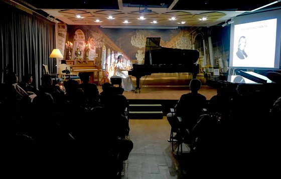 Đặc sắc đêm hoà nhạc "Young talent & Kayserburg piano concert" ảnh 1
