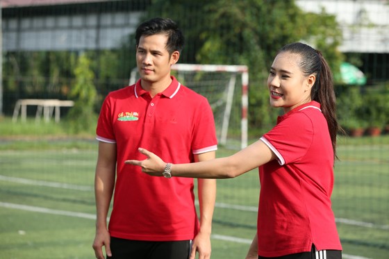 HLV Nguyễn Hồng Sơn và 2 bảo mẫu chính thức “truy tìm” chân sút tài năng Cầu thủ nhí 2020 ảnh 2