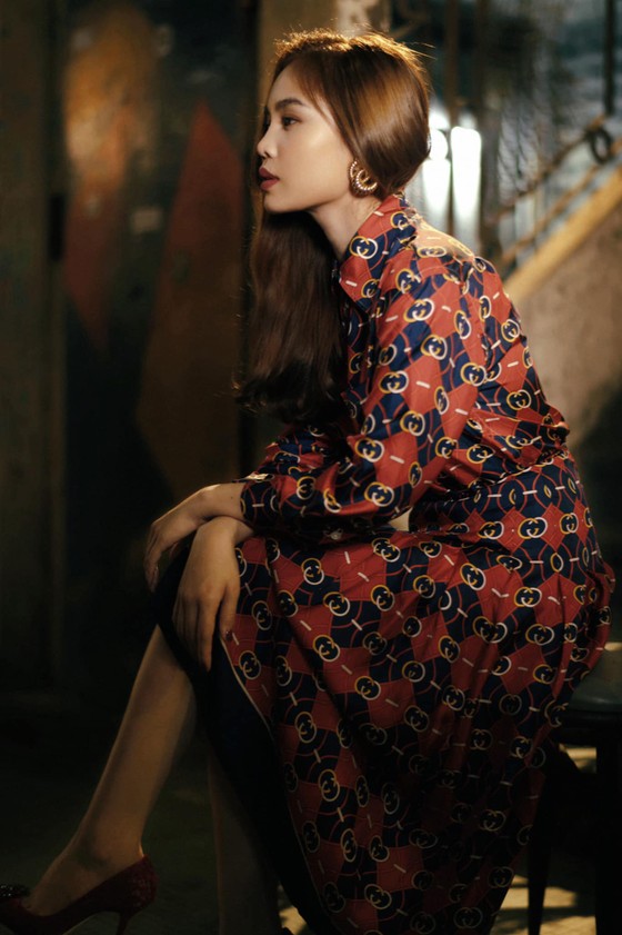 Giang Hồng Ngọc làm mới 6 ca khúc quen thuộc với album 'Một cuốn tự tình' ảnh 2