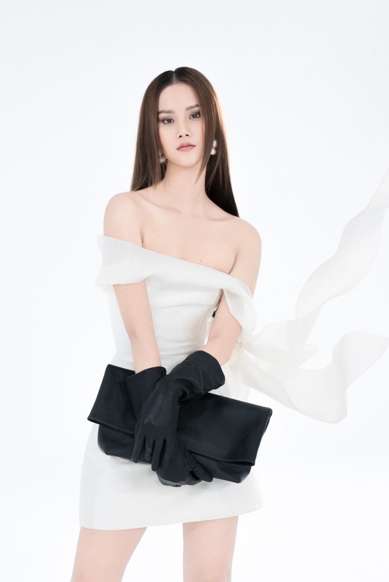 Ra mắt bộ sưu tập lấy cảm hứng 'Nàng thơ' Hương Ly ảnh 8