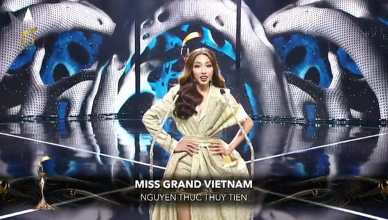 Người đẹp Nguyễn Thúc Thuỳ Tiên đăng quang Hoa hậu Hoà bình Quốc tế 2021 ảnh 5