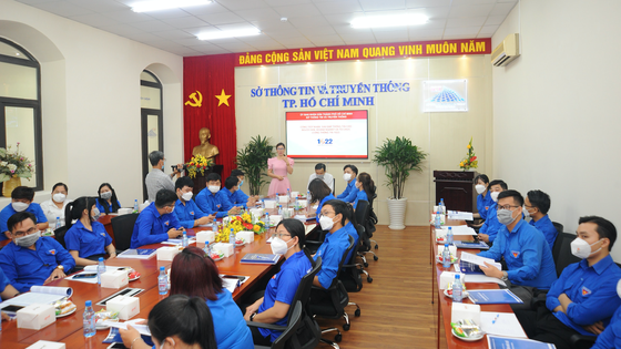 Hành trình 'Khát vọng trẻ' năm 2022 ảnh 1
