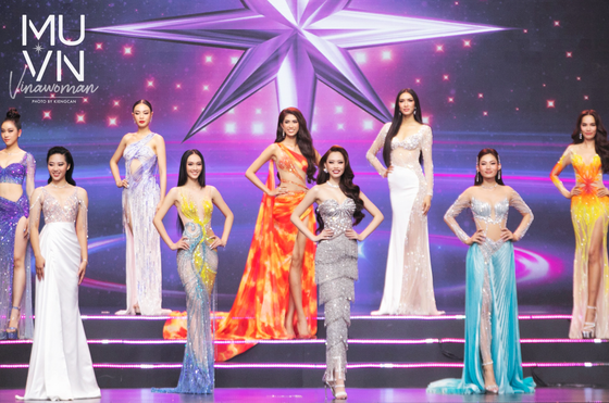 Trước thềm chung kết Hoa hậu Hoàn vũ Việt Nam 2022, Harnaaz Sandhu, Catriona Gray và Natalie Glebova nói về Top 41 ảnh 8
