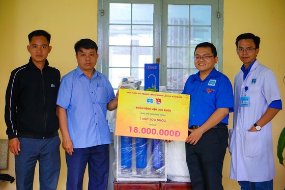 Chăm lo cho hàng trăm người dân, học sinh khó khăn vùng cao Đắk Nông ảnh 10