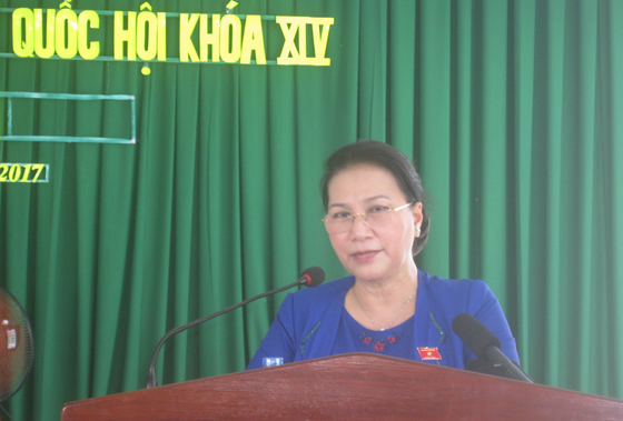 Chủ tịch Quốc hội Nguyễn Thị Kim Ngân tiếp xúc cử tri Cần Thơ  ảnh 2