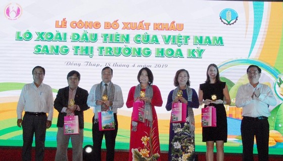 Công bố xuất khẩu lô xoài đầu tiên của Việt Nam sang thị trường Hoa Kỳ ảnh 1