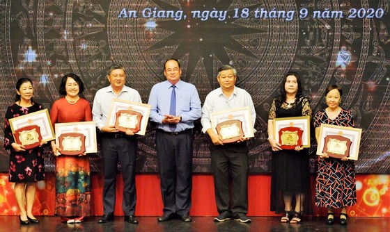 Hơn 1.150 tài năng ở An Giang được tiếp sức ảnh 2