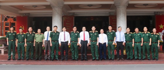 Đồng chí Trần Thanh Mẫn thăm và chúc tết Quân khu 9 ảnh 1