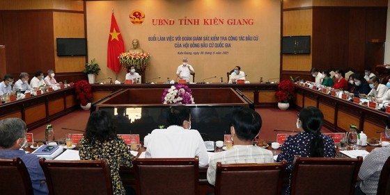 Chủ tịch Ủy ban Trung ương MTTQ Việt Nam kiểm tra công tác chuẩn bị bầu cử tại Kiên Giang ảnh 1