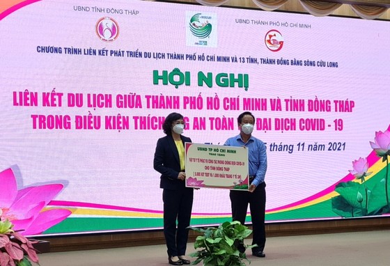 TPHCM và Đồng Tháp liên kết phát triển du lịch trong điều kiện 'bình thường mới' ảnh 5