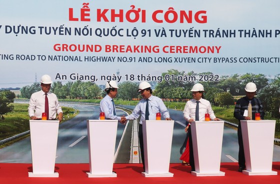 Tăng tốc đầu tư hạ tầng giao thông cho ĐBSCL ảnh 1