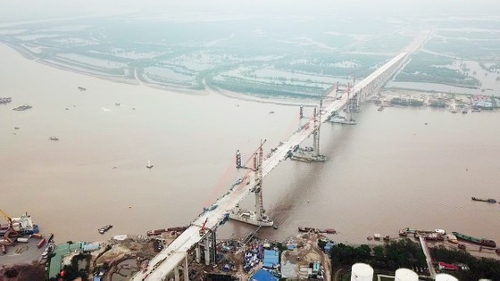 Hợp long cầu Bạch Bằng nối tỉnh Quảng Ninh và TP Hải Phòng ảnh 4
