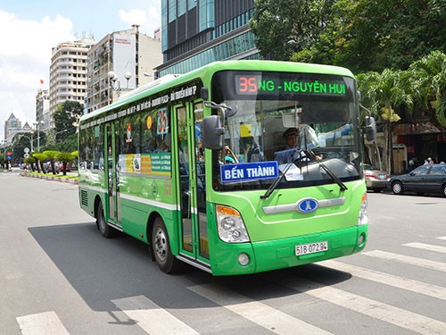 TPHCM tăng gần 1.000 chuyến xe buýt phục vụ lễ 2-9 ảnh 1