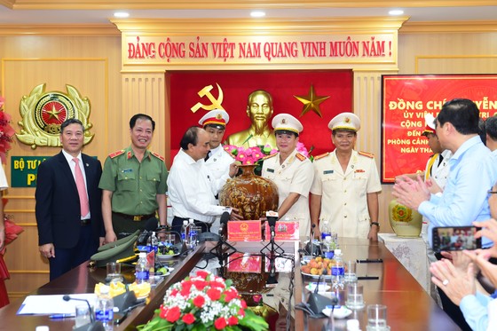 Phòng Cảnh vệ miền Trung được Thủ tướng Chính phủ tặng bằng khen  ảnh 3