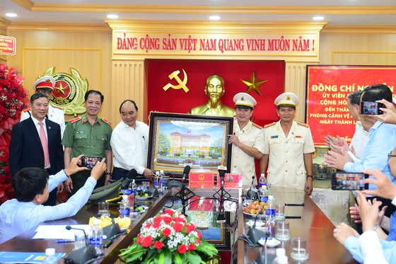 Phòng Cảnh vệ miền Trung được Thủ tướng Chính phủ tặng bằng khen ảnh 5