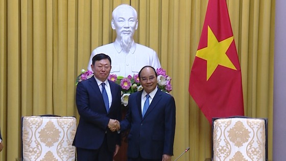 Chủ tịch nước Nguyễn Xuân Phúc mong muốn Tập đoàn Lotte tiếp tục đầu tư nhiều dự án lớn ở Việt Nam ảnh 2