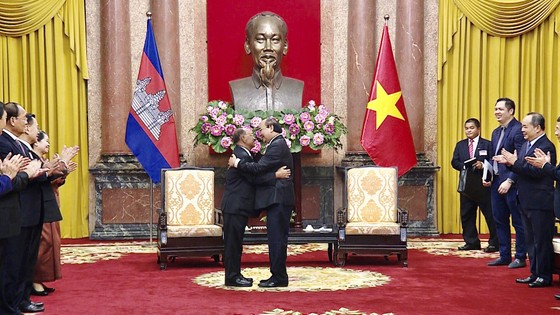 Chủ tịch nước Nguyễn Xuân Phúc tiếp Chủ tịch Quốc hội Vương quốc Campuchia ảnh 3
