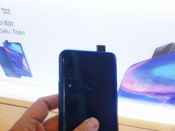 Huawei ra mắt Y9 Prime 2019 với mức giá 6,49 triệu đồng ảnh 1
