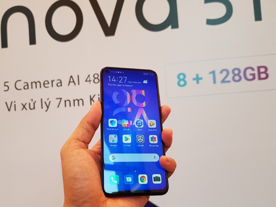 Huawei ra mắt Nova 5T với mức giá 8,99 triệu đồng ảnh 1
