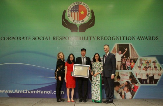 Microsoft Việt Nam được vinh danh cho giải thưởng Cống hiến Vì Cộng Đồng  ảnh 1