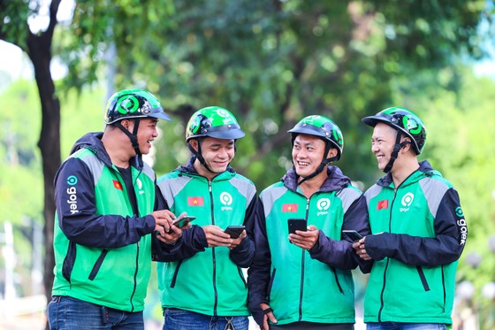 Hôm nay, Gojek - nền tảng dịch vụ di động theo yêu cầu hàng đầu khu vực Đông Nam Á công bố đã cán mốc 200.000 đối tác tài xế xe mô tô hai bánh tại Việt Nam. ảnh 1