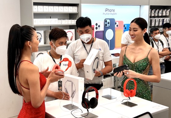 TopZone ra mắt cửa hàng ủy quyền Apple cao cấp tại TPHCM ảnh 2