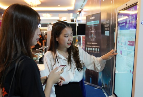 MoMo trình diễn, giới thiệu công nghệ AI tại Ngày hội AI Việt Nam 2022 ảnh 1