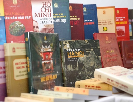 Tủ sách Thăng Long ngàn năm văn hiến, pho sách vô giá về Thăng Long - Hà Nội ảnh 1