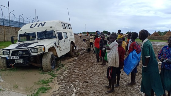 Đội công binh Việt Nam tại Abyei: Cứu hộ, cứu nạn, giữ tuyến giao thông huyết mạch  ảnh 4