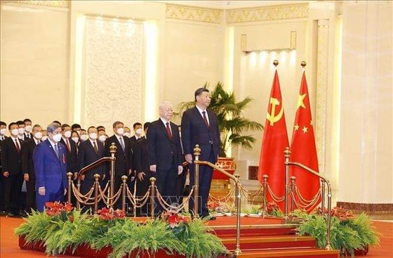 中國國家主席習近平為越共中央總書記阮富仲訪華舉行歡迎儀式 ảnh 1