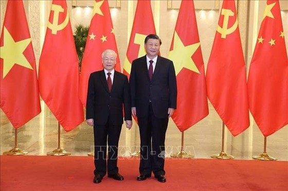 中國國家主席習近平為越共中央總書記阮富仲訪華舉行歡迎儀式 ảnh 2