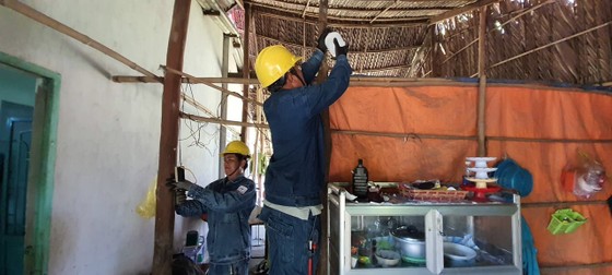 Tuổi trẻ ngành điện TPHCM thực hiện nhiều hoạt động tình nguyện tại đảo Thổ Chu ảnh 2