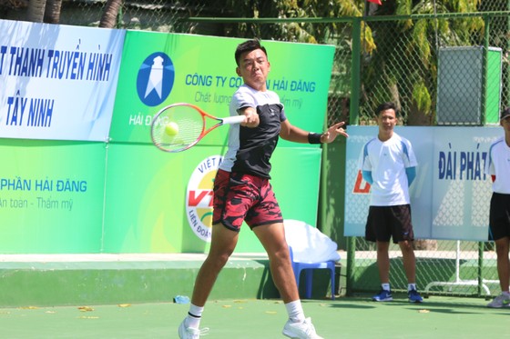 Lý Hoàng Nam khởi đầu thuận lợi ở giải quần vợt Men’s Futures F5 Việt Nam
