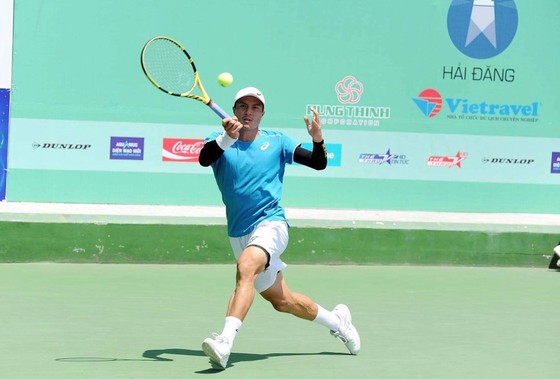 Sự có mặt của Daniel Nguyễn sẽ giúp các tay vợt Việt Nam cọ xát. 