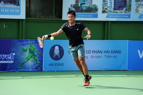 Lý Hoàng Nam có chiến thắng đầu tiên ở giải ATP 110. 