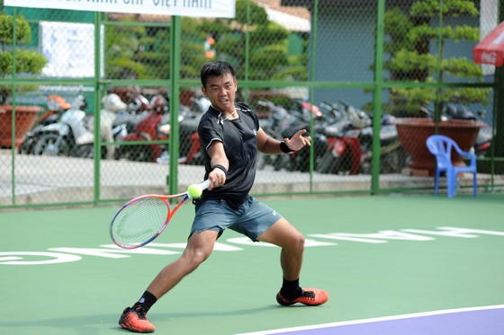 Lý Hoàng Nam lần đầu tiên thắng trận ở giải quần vợt ATP 110 ảnh 1