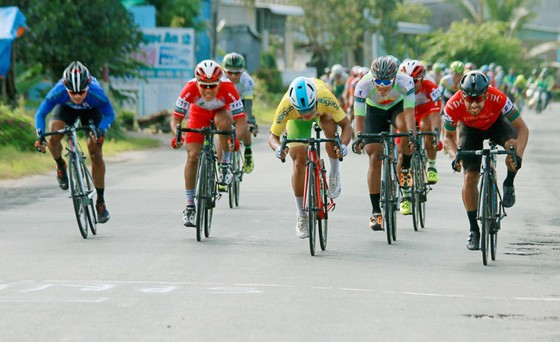Giải xe đạp ĐBSCL: Ngoại binh của đội đua Đồng Nai chứng tỏ giá trị ảnh 2