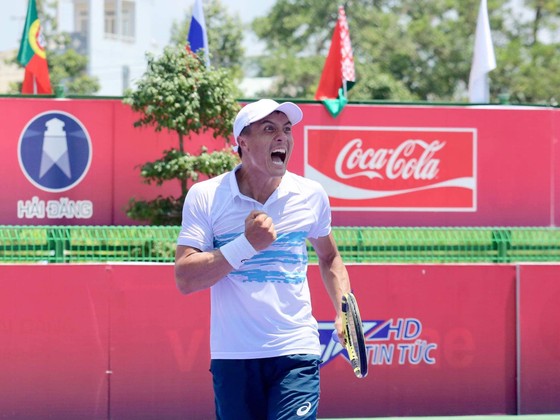 Lý Hoàng Nam thẳng tiến vào tứ kết giải quần vợt ITF World Tour  ảnh 2