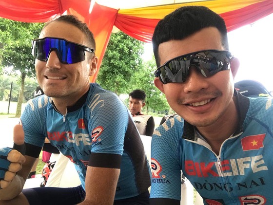 Loic giúp Bike Life Đồng Nai về nhì cá nhân lẫn đồng đội giải xe đạp Selangor Malaysia ảnh 2