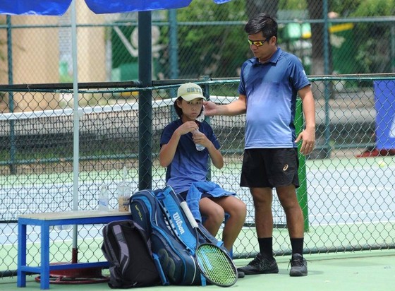 Tay vợt Ngô Hồng Hạnh: “Viên ngọc thô” nhiều tiềm năng của quần vợt Việt Nam ảnh 2