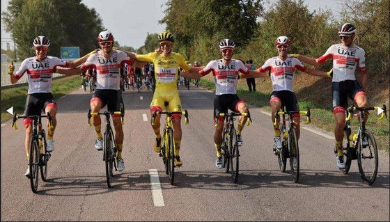 Tân Áo vàng Tour de France Tadej Pogacar muốn lấy vàng ở giải vô địch thế giới ảnh 3