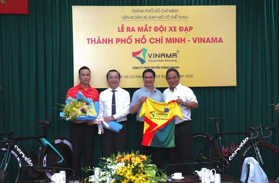Đội xe đạp thành phố sẽ chuyển tên từ VUS TPHCM sang TPHCM Vinama ảnh 1